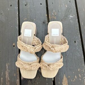 Dolce Vita Raffia slide block heel sandals NWOT